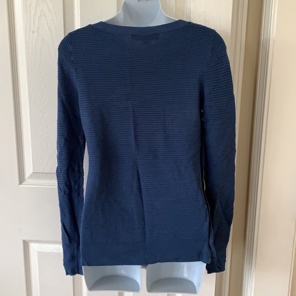 Loft Sweater - Picture 3 of 4